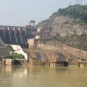 Hoa Binh dam
