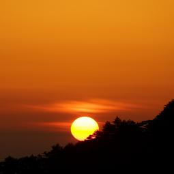 Sunrise from Grand peak