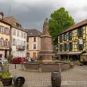 Ribeauvillé - Place de la Sinne et Fontaine Friedrich